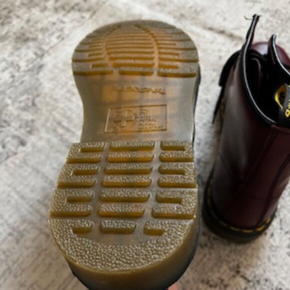 NWOT Dr. Martens Air Cushion Soles 11822 Cherry Red Boots Men’s 9 Ladies 10 main image 10
